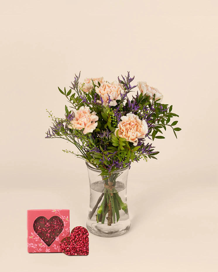 Blomstrande hälsning med choklad