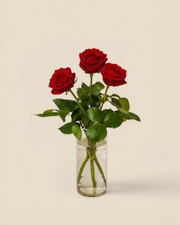3 röda rosor