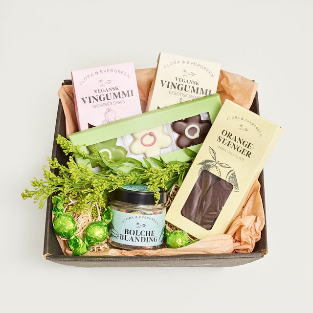 Gavekurv til den søde tand (Floristens kreative valg uden alkohol)