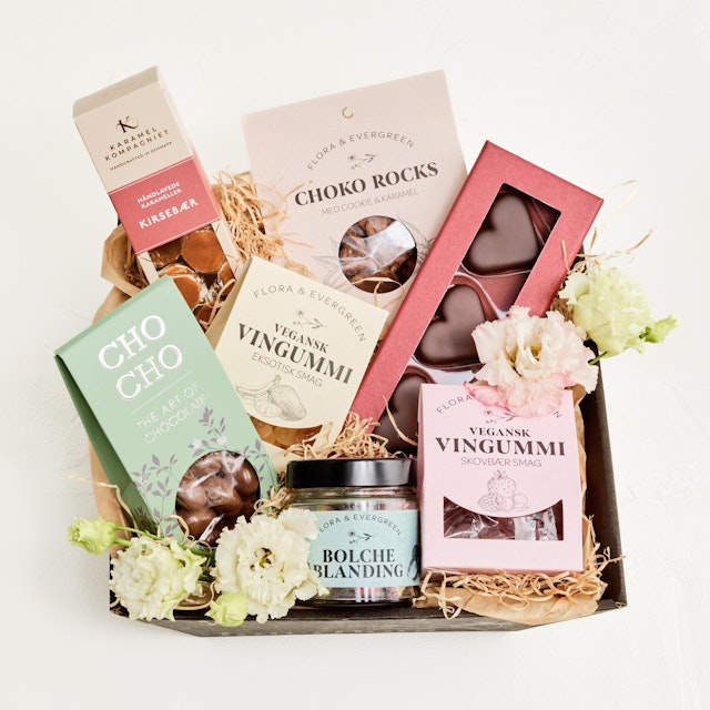 Gavekurv til den søde tand (Floristens kreative valg uden alkohol)