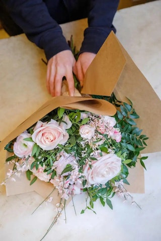 Send friske blomster med Interflora