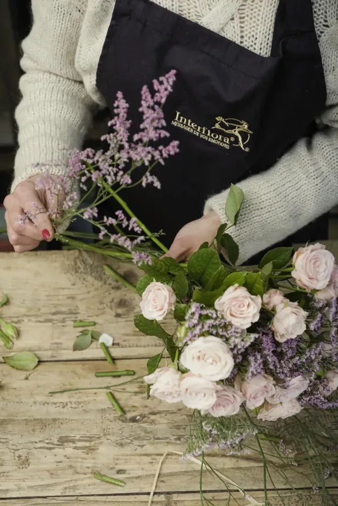 Buketter och blomsterarrangemang från Interflora-nätverket