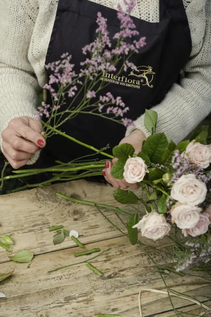 Buketter och blomsterarrangemang från Interflora-nätverket