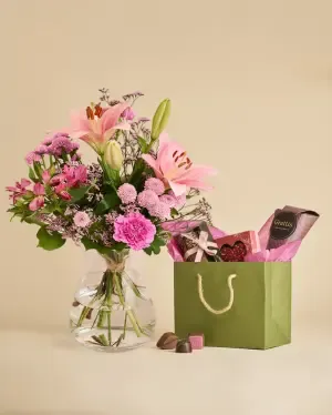 Blomsterlyx med chokladpåse